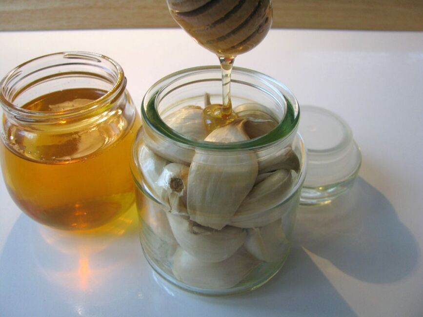 Garlic with honey for the treatment of ankle arthrosis